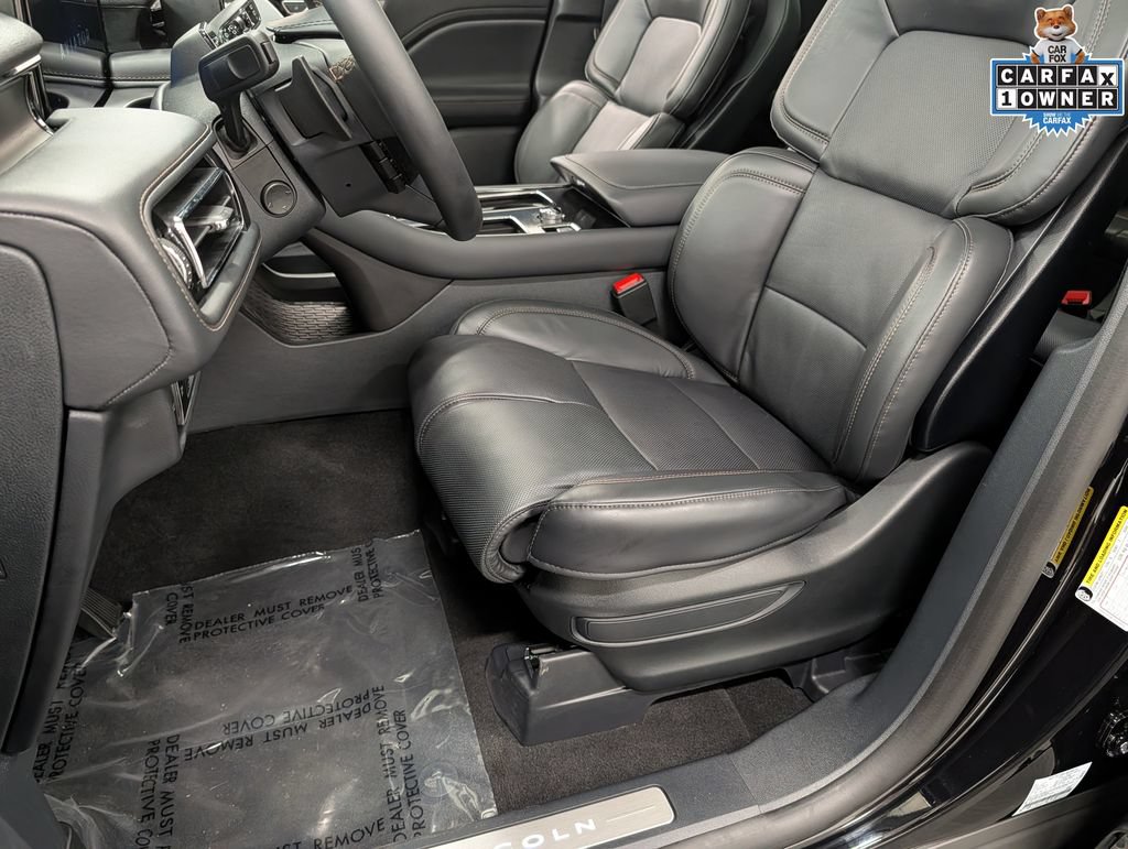 Used 2026 Lincoln Aviator Reserve AWD/4WD image 11