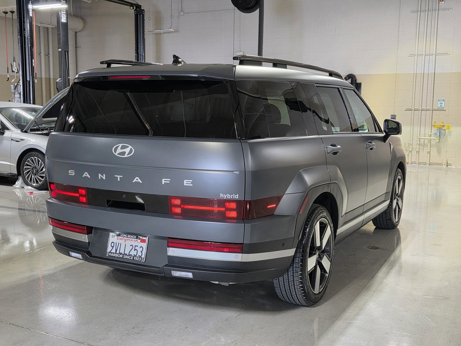 Certified 2025 Hyundai Santa Fe Limited image 7