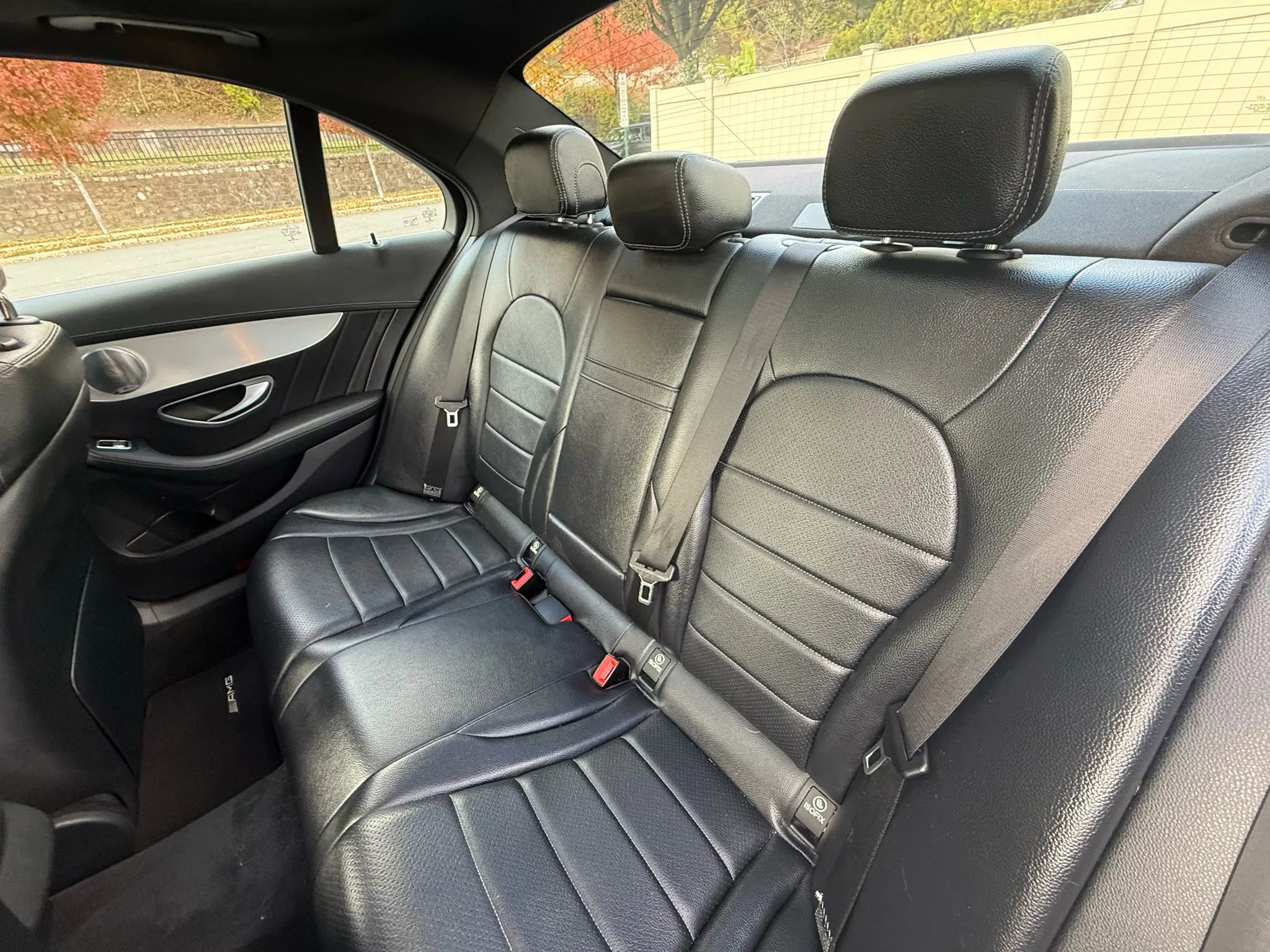 Used 2015 Mercedes-Benz C 300 4MATIC Sedan image 20