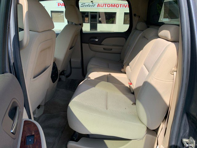 Used 2011 Chevrolet Avalanche LS RWD image 10