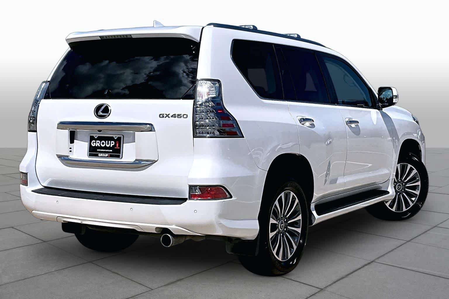 Used 2023 Lexus GX 460 Luxury w/ Accessory Package AWD/4WD image 13