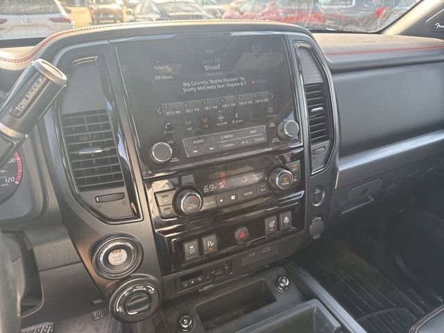 Used 2021 Nissan Titan PRO-4X w/ Pro-4x Convenience Package image 15