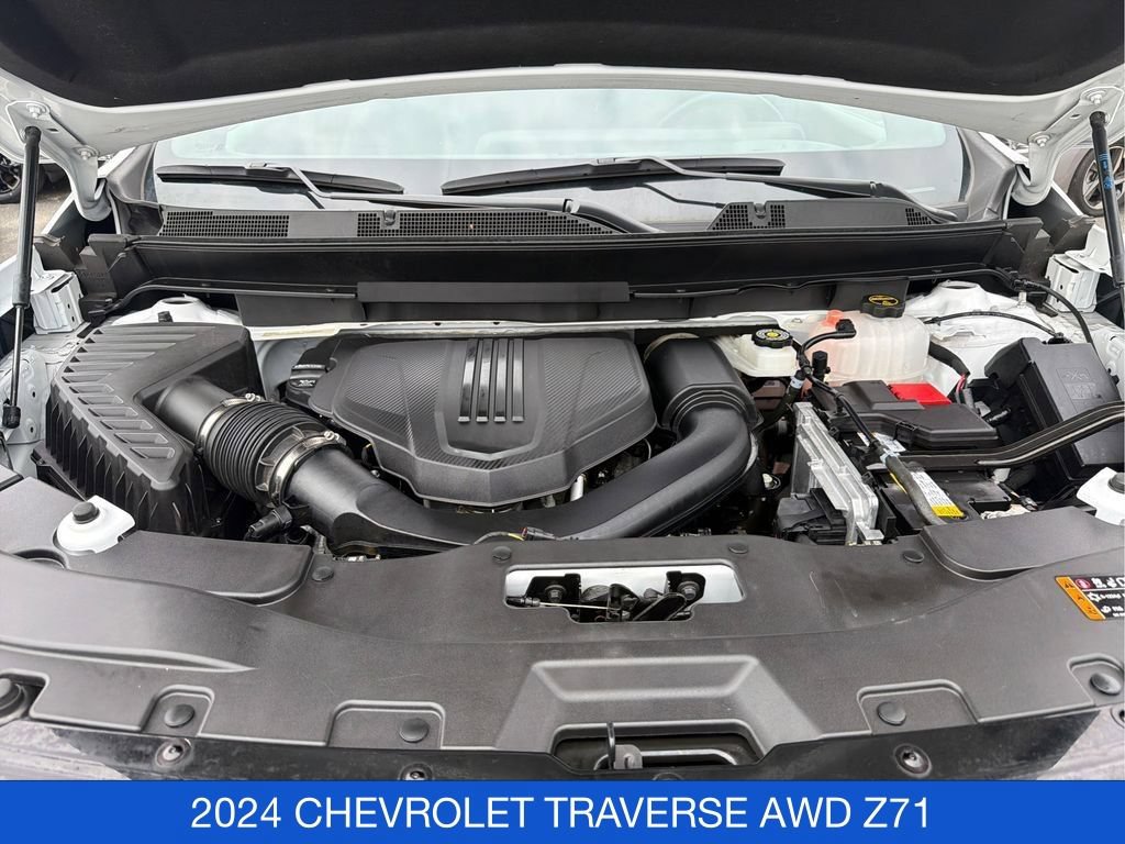 Used 2024 Chevrolet Traverse Z71 AWD/4WD image 24