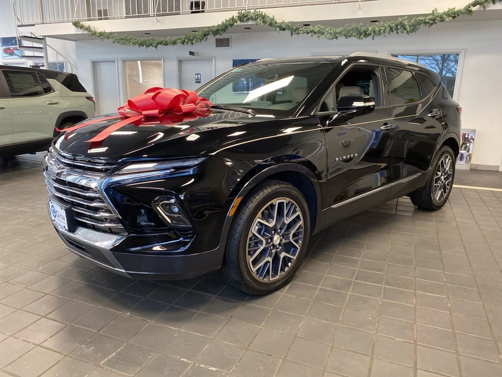 New 2025 Chevrolet Blazer Premier w/ Enhanced Convenience Package image 1