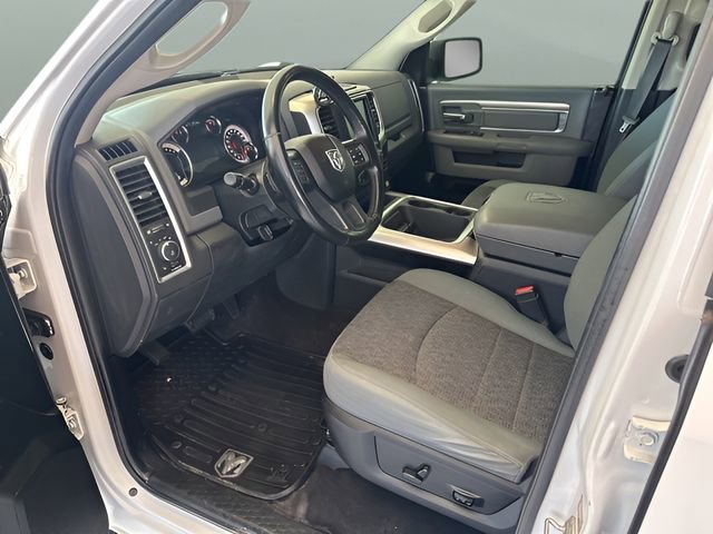 Used 2018 RAM 1500 SLT AWD/4WD image 7