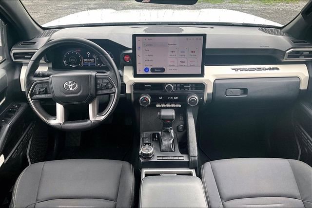 Used 2024 Toyota Tacoma TRD Off-Road AWD/4WD image 7