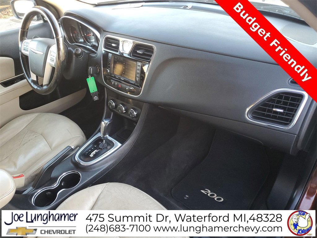 Used 2012 Chrysler 200 Limited image 24