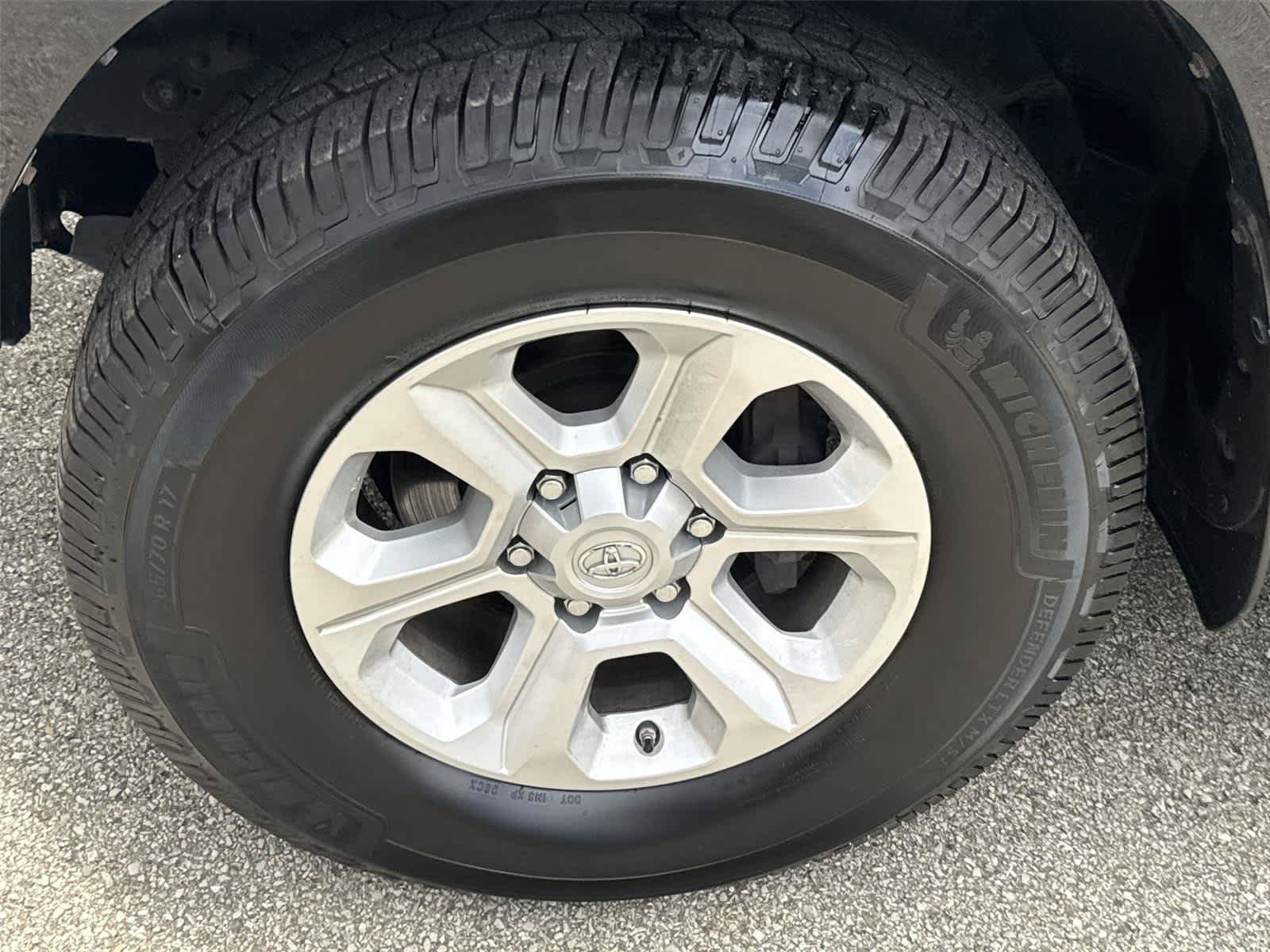 Used 2019 Toyota 4Runner SR5 Premium AWD/4WD image 12