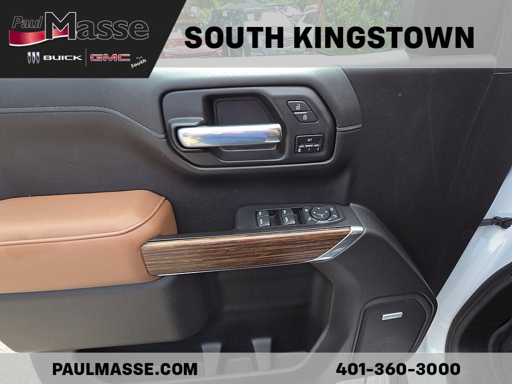 Used 2021 Chevrolet Silverado 1500 High Country w/ Technology Package AWD/4WD image 10
