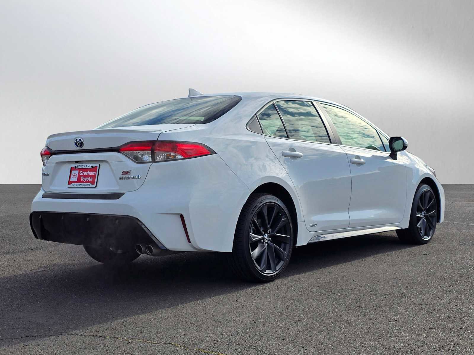 Certified 2024 Toyota Corolla SE image 3