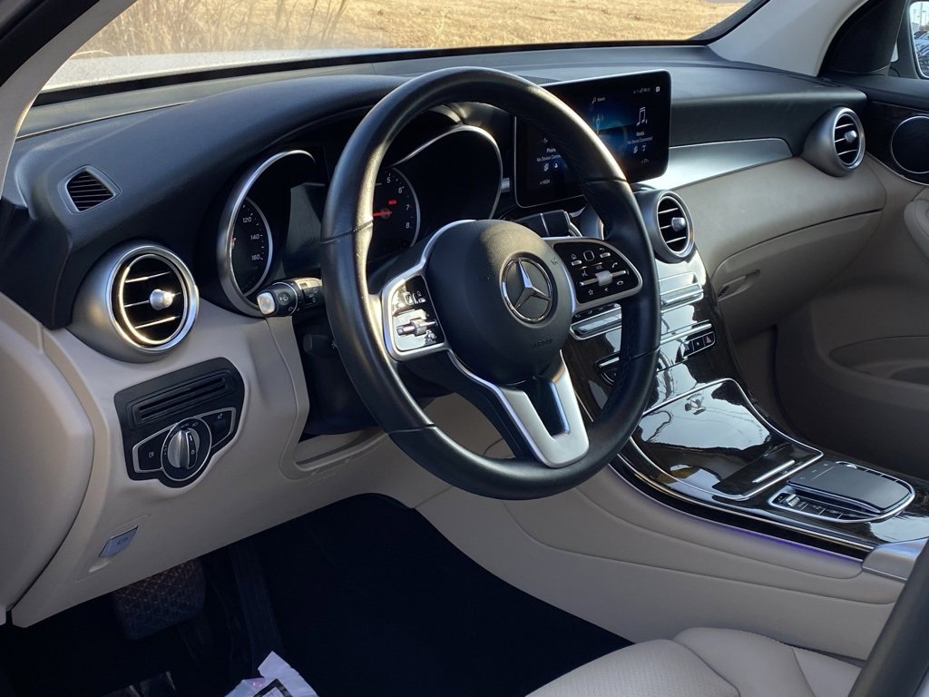 Used 2022 Mercedes-Benz GLC 300 image 10