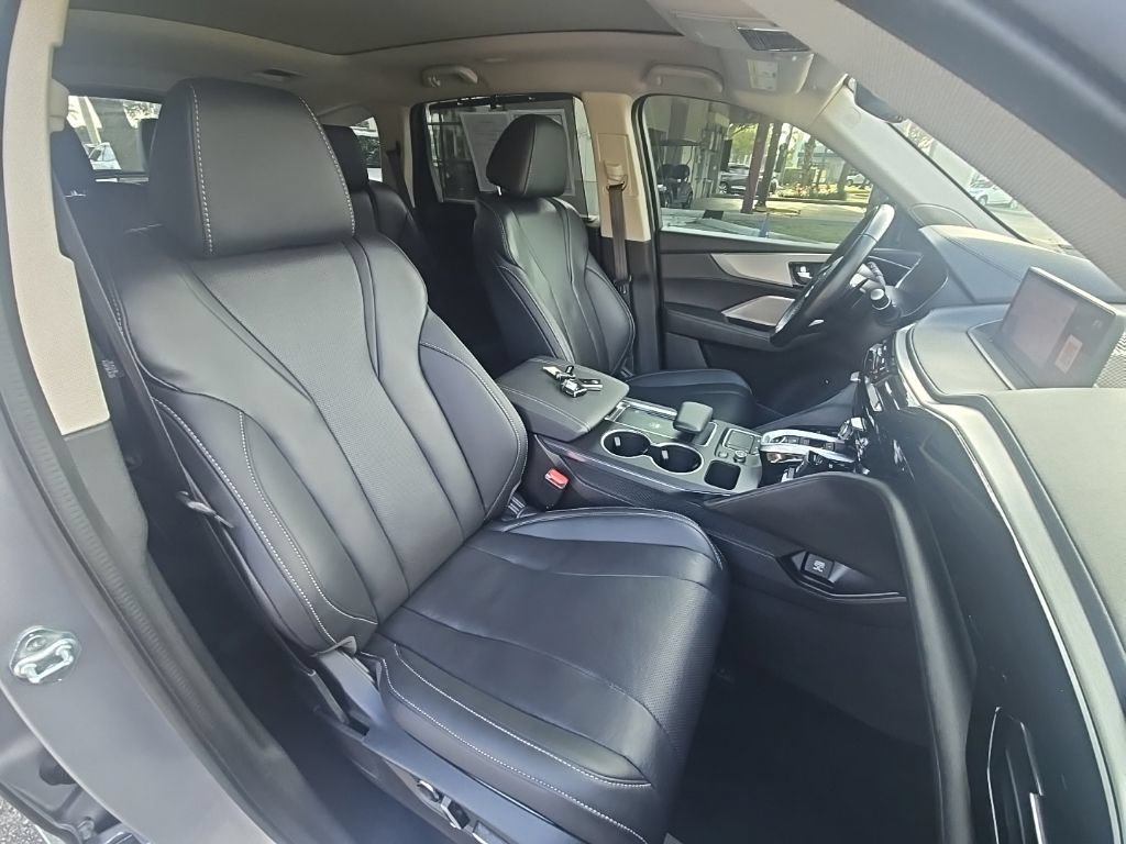 Certified 2024 Acura MDX w/ Technology Package FWD image 37