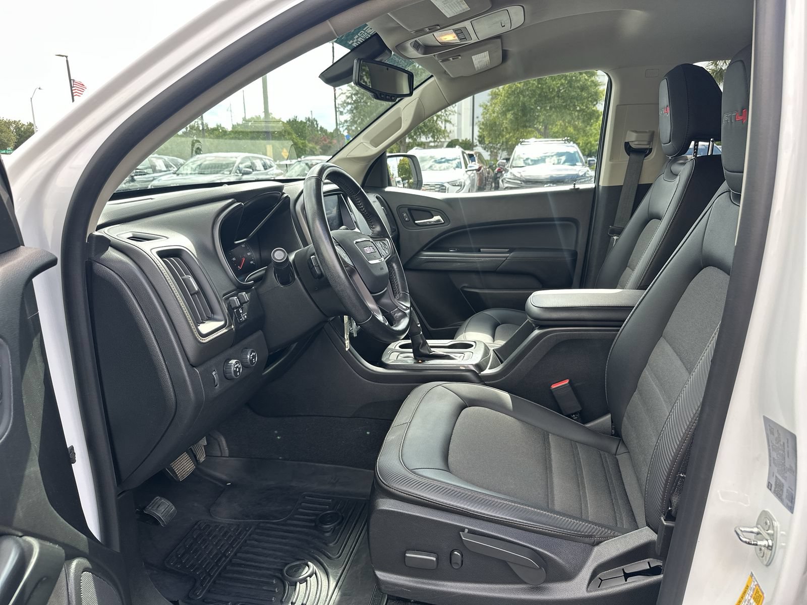 Used 2021 GMC Canyon AT4 w/ Trailering Package AWD/4WD image 16