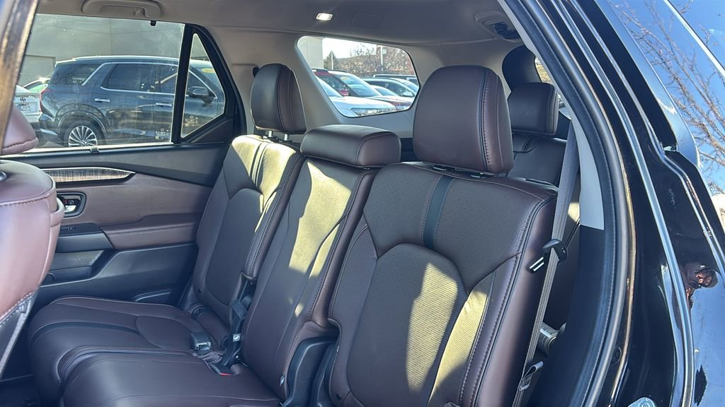 Certified 2024 Honda Pilot Elite image 27