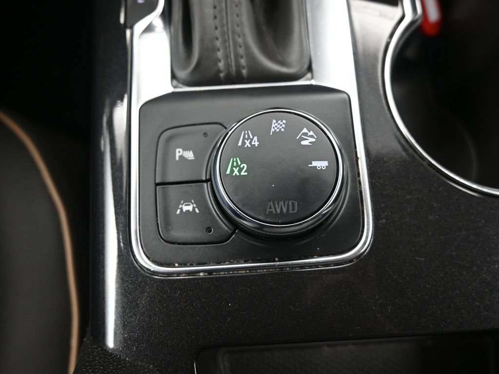 Used 2022 Chevrolet Blazer Premier w/ Enhanced Convenience Package AWD/4WD image 23