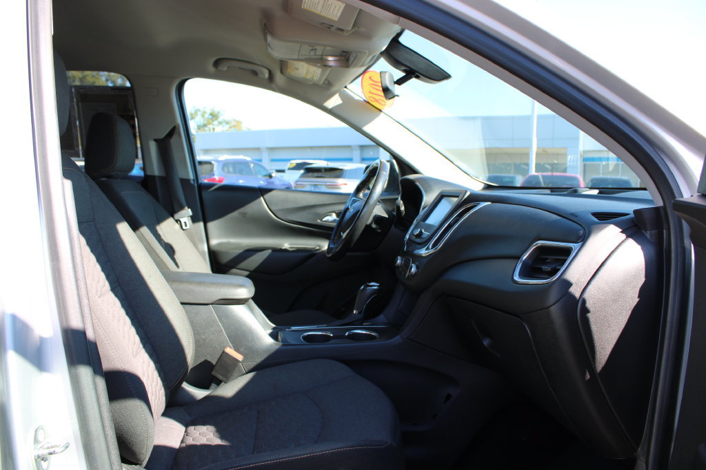 Used 2018 Chevrolet Equinox LT FWD image 28