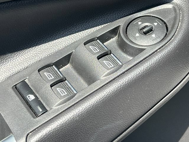 Used 2017 Ford Escape SE w/ SE Leather Comfort Package FWD image 15