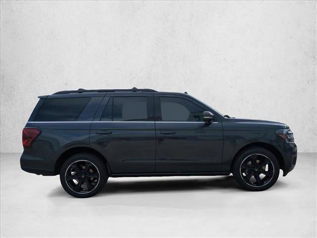 Used 2023 Ford Expedition Limited RWD image 4