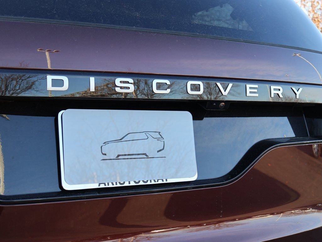 New 2026 Land Rover Discovery Limited Edition image 8