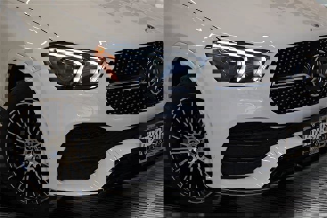 Used 2023 Mercedes-Benz GLE 350 4MATIC w/ AMG Line Exterior image 32