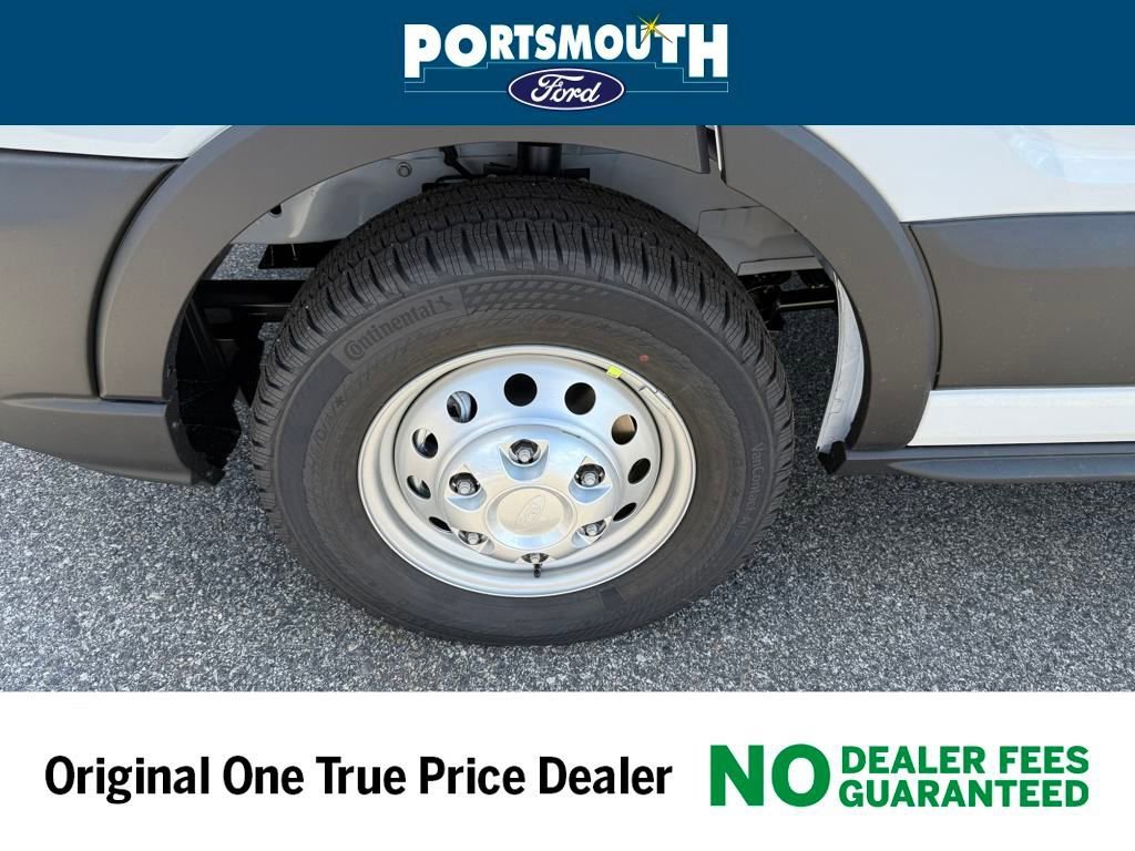New 2025 Ford Transit 250 Low Roof AWD w/ Exterior Upgrade Package image 28