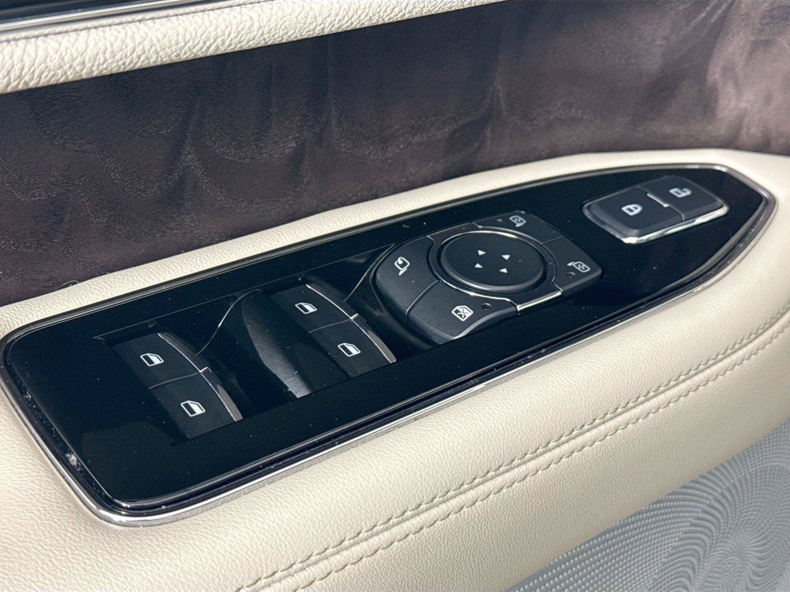 Used 2021 Lincoln Navigator Reserve w/ Luxury Package AWD/4WD image 28