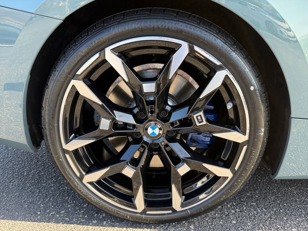 Used 2025 BMW M440i Convertible image 17