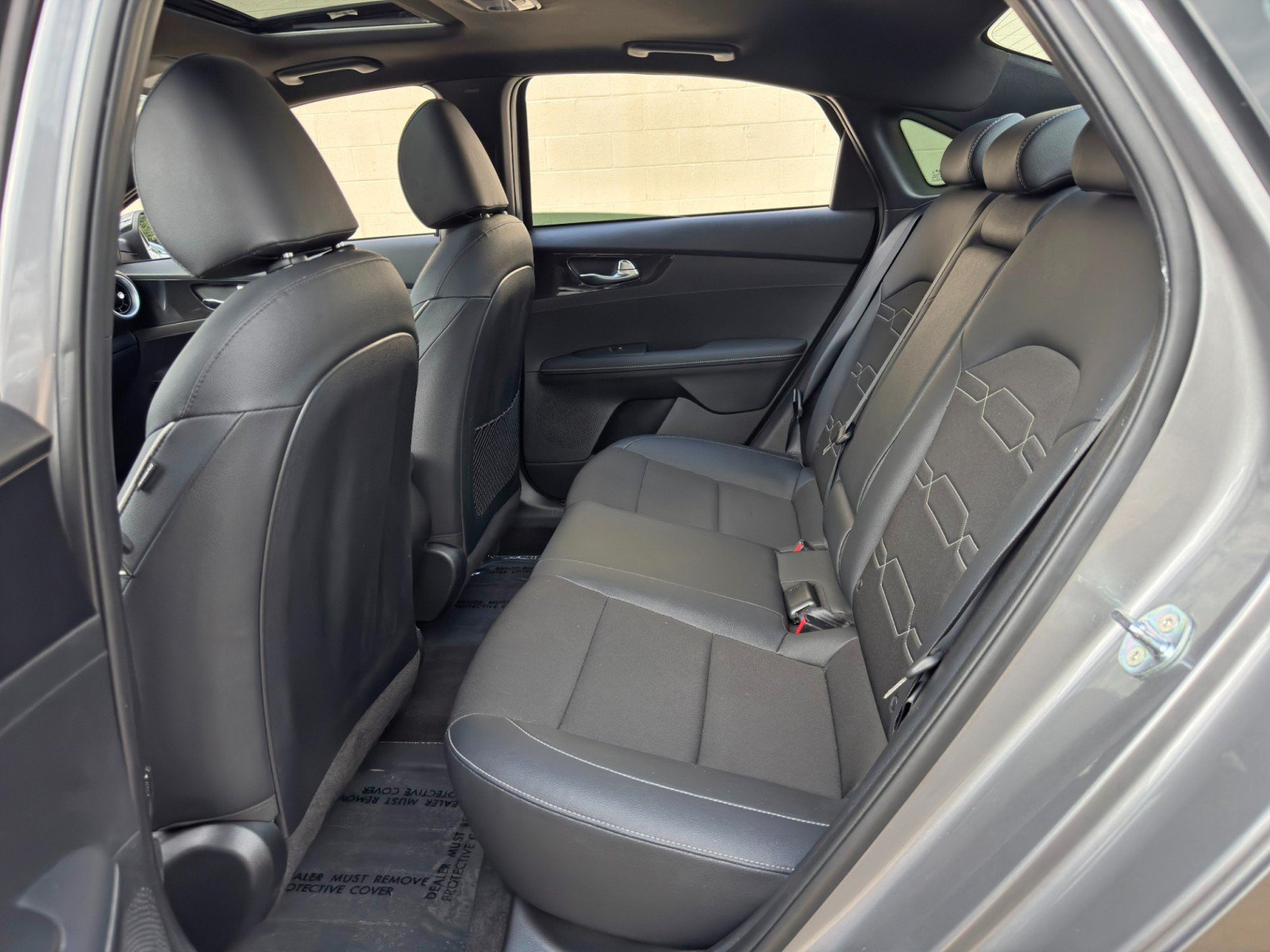 Used 2024 Kia Forte GT-Line w/ GT-Line Premium Package FWD image 37