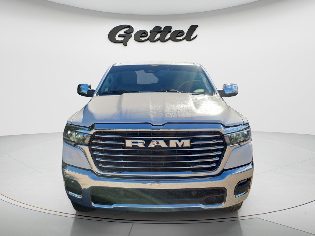 Used 2025 RAM 1500 Laramie AWD/4WD image 2