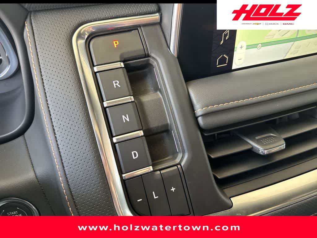 Certified 2024 GMC Yukon AT4 w/ AT4 Premium Package AWD/4WD image 25