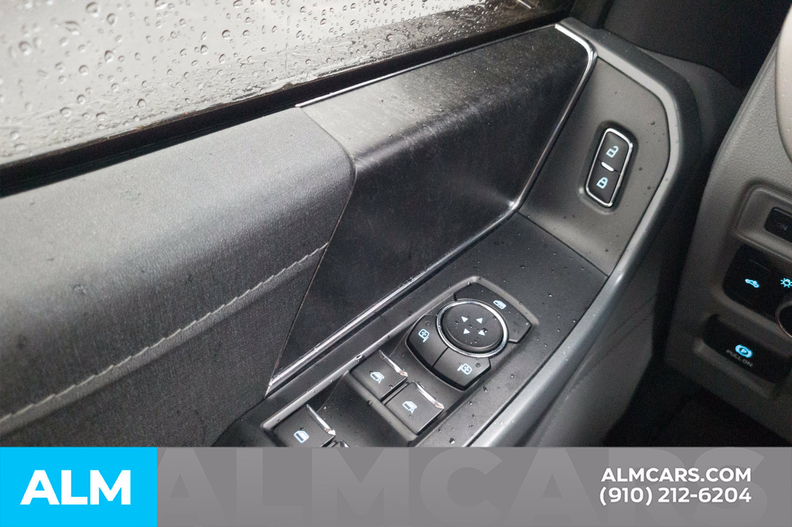 Used 2023 Ford F150 Lightning XLT AWD/4WD image 27