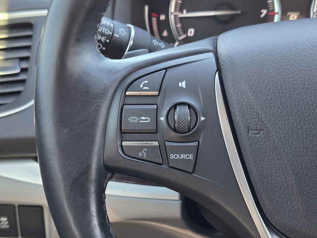 Used 2017 Acura TLX w/ Technology Package image 34