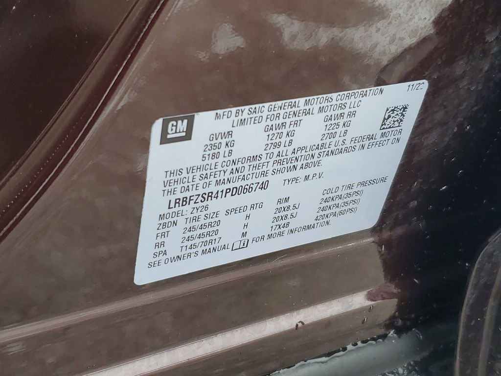 Certified 2023 Buick Envision Avenir image 32