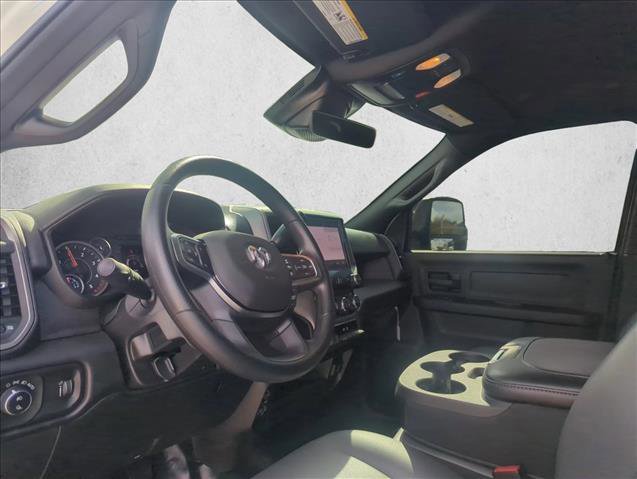 Used 2025 RAM 2500 Tradesman w/ Chrome Appearance Group image 5