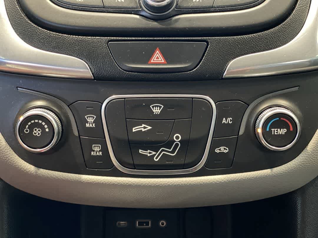 Used 2019 Chevrolet Equinox LT AWD/4WD image 21