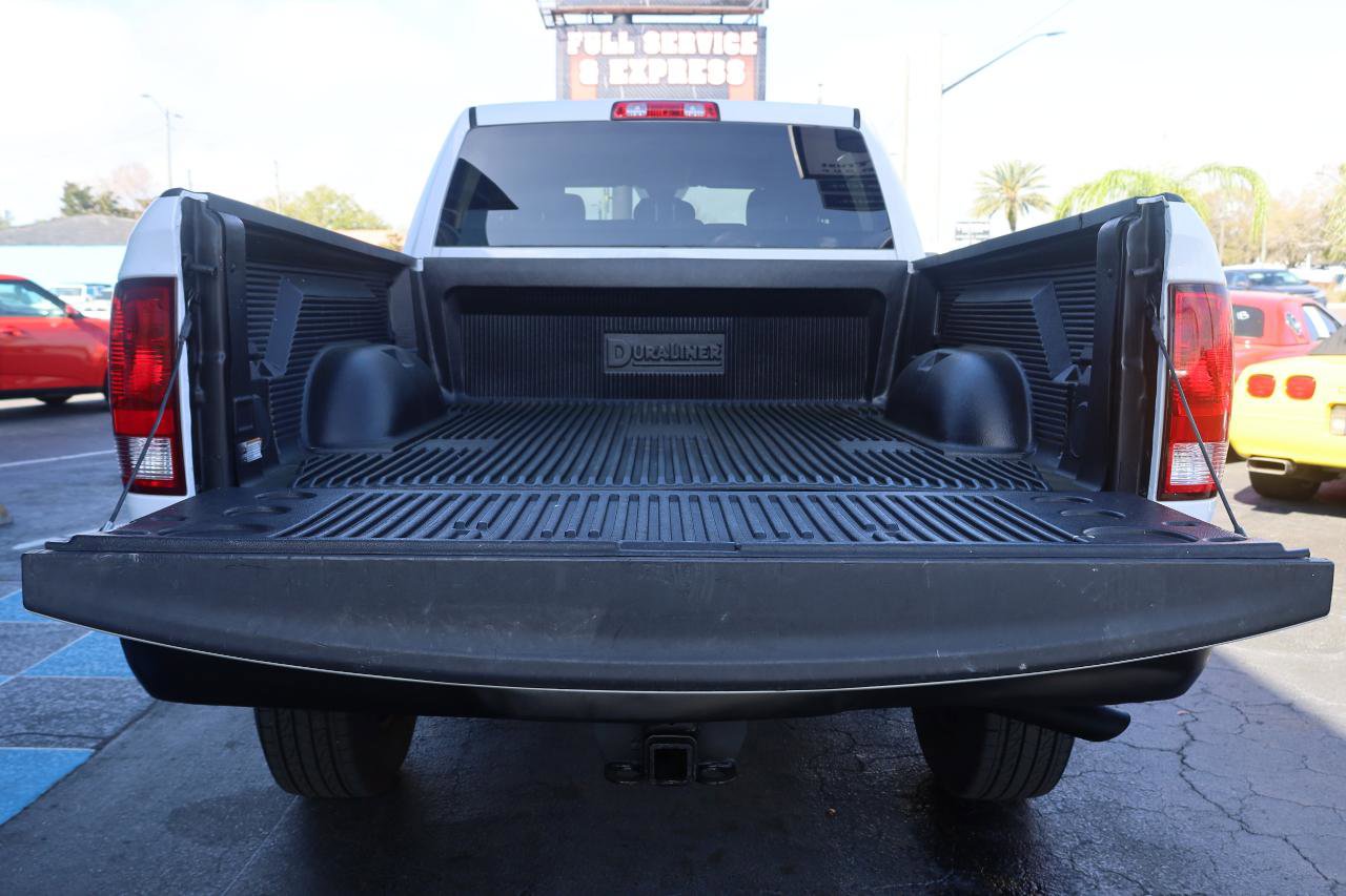 Used 2017 RAM 3500 Tradesman w/ Popular Equipment Group image 13