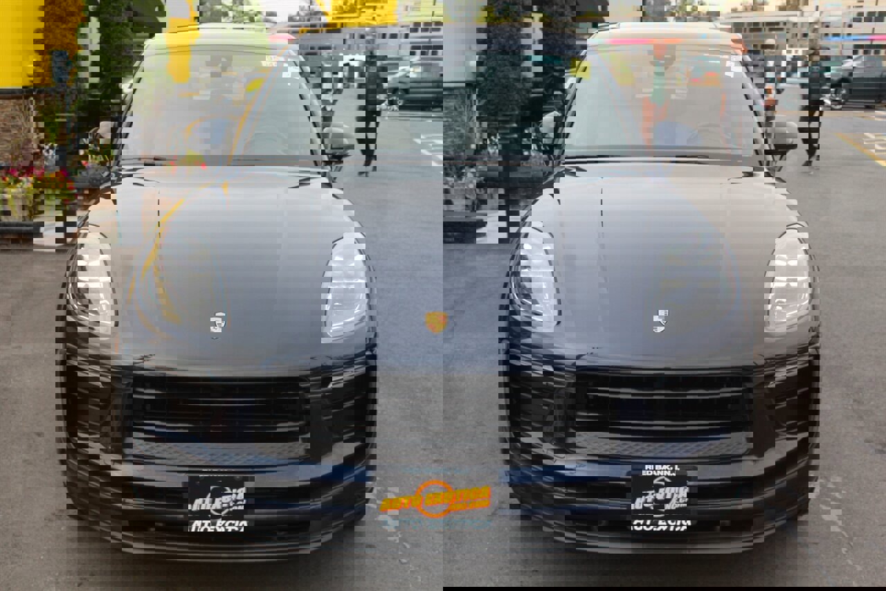 Used 2022 Porsche Macan image 21