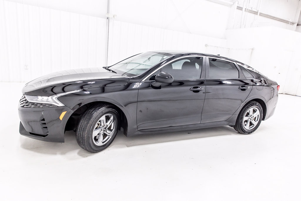Used 2023 Kia K5 LXS FWD image 3