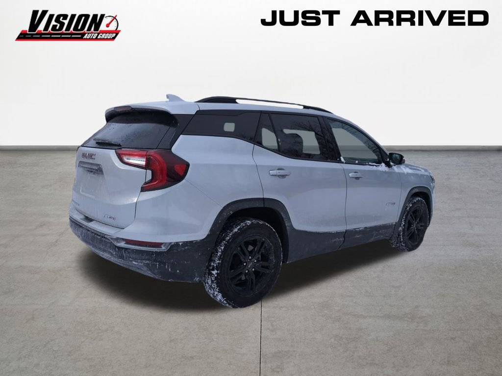 Used 2022 GMC Terrain AT4 w/ Infotainment Package II image 5