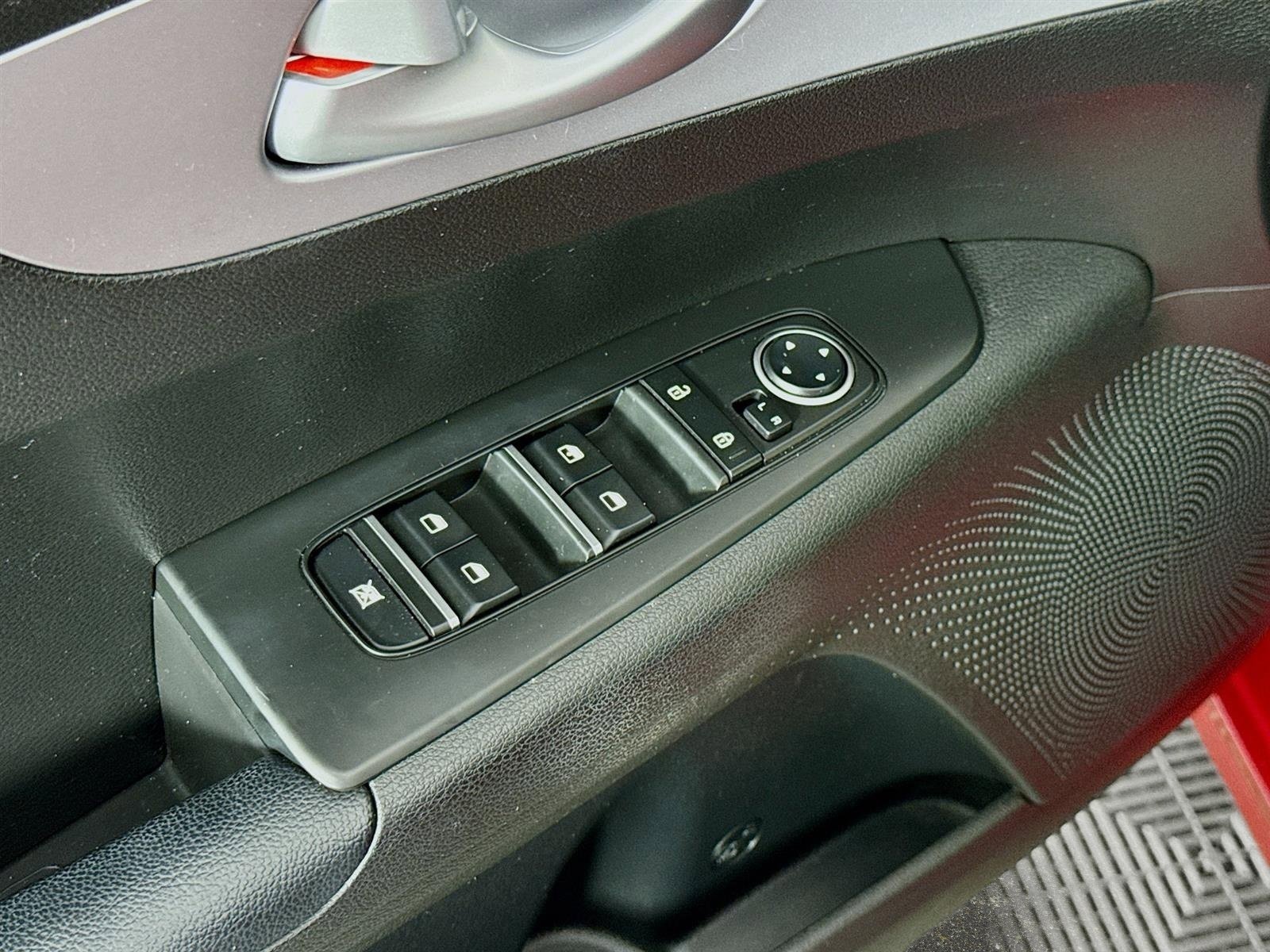 Used 2023 Kia Forte LXS image 18