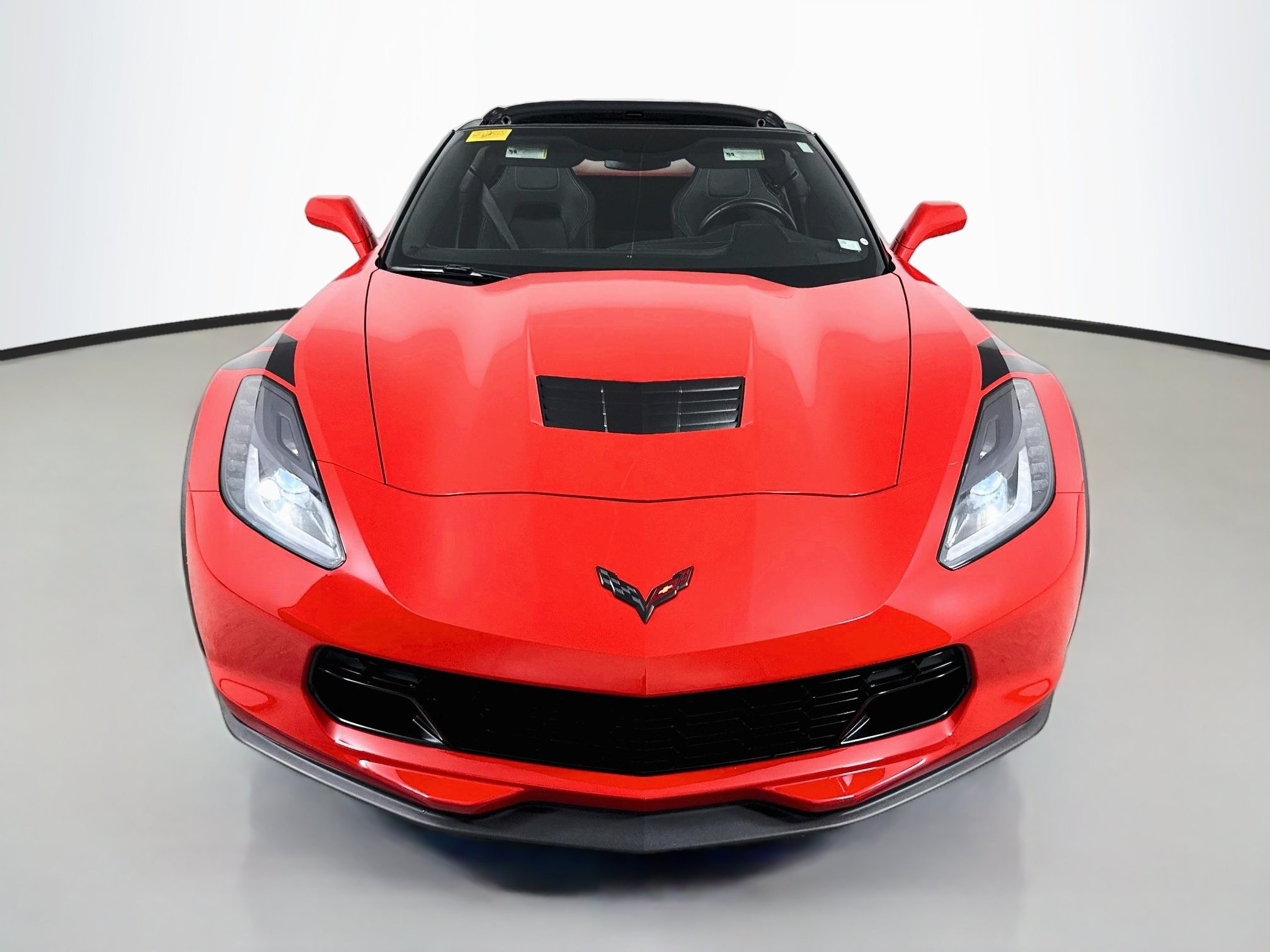 Used 2017 Chevrolet Corvette Grand Sport w/ Grand Sport Heritage Package RWD image 2