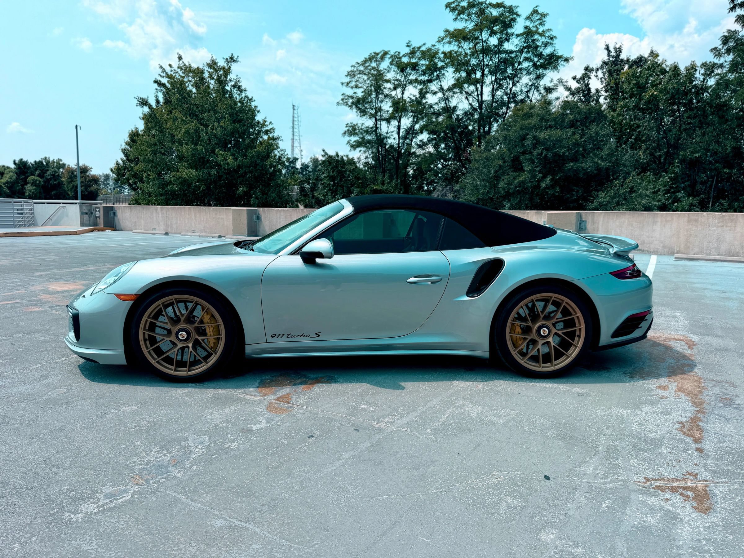 Used 2017 Porsche 911 Turbo S AWD/4WD image 17