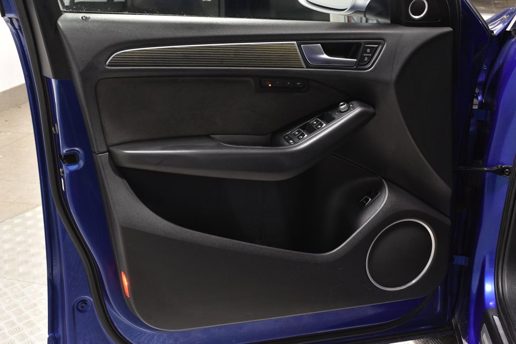 Used 2015 Audi SQ5 Premium Plus w/ Technology Package image 9