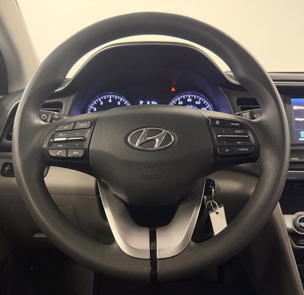 Used 2020 Hyundai Elantra SEL FWD image 16