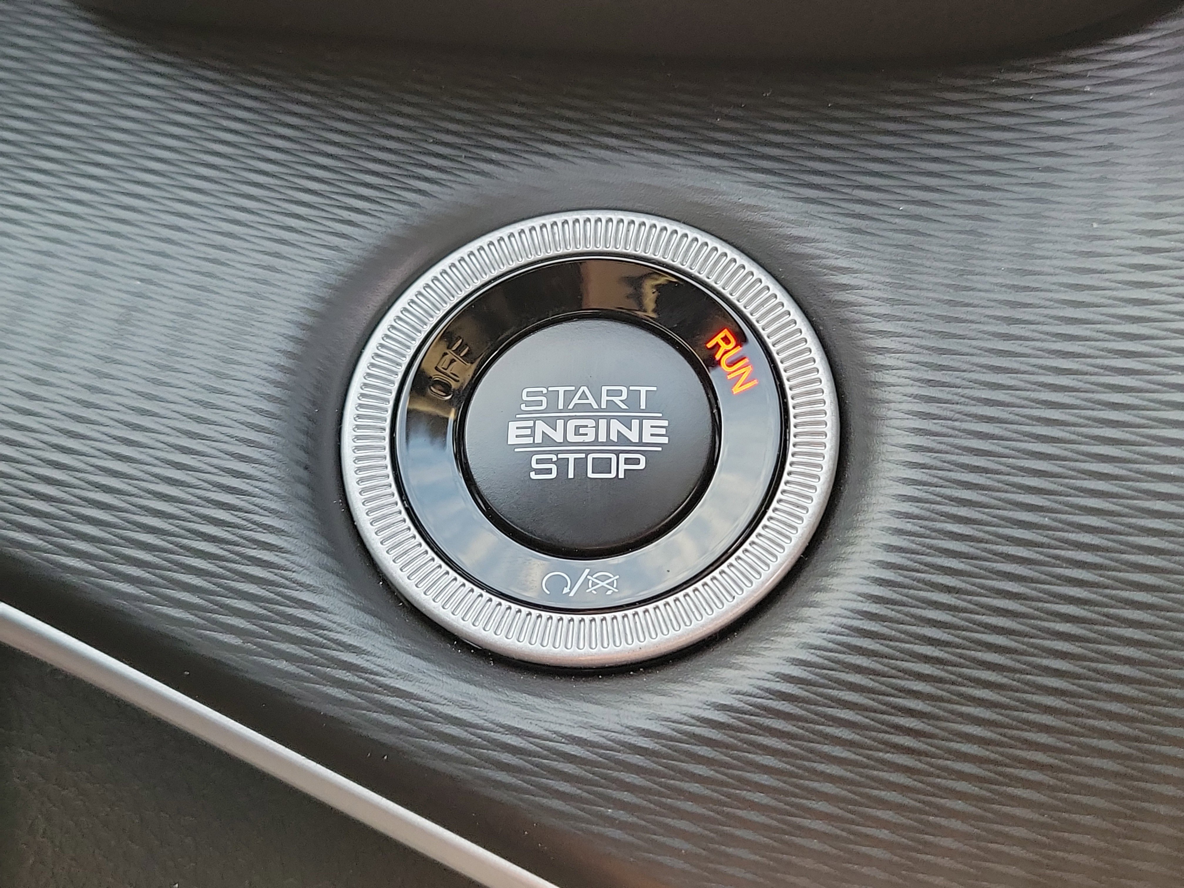 Used 2024 Jeep Grand Cherokee L Altitude image 31