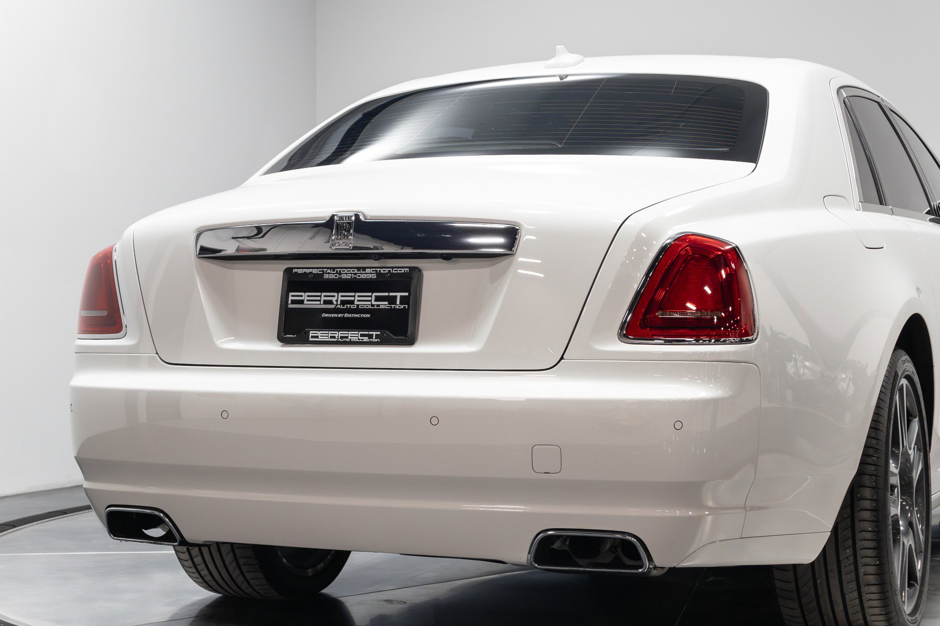 Used 2016 Rolls-Royce Ghost image 70