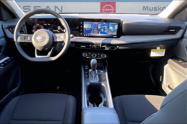 New 2027 Nissan Kicks S FWD image 9