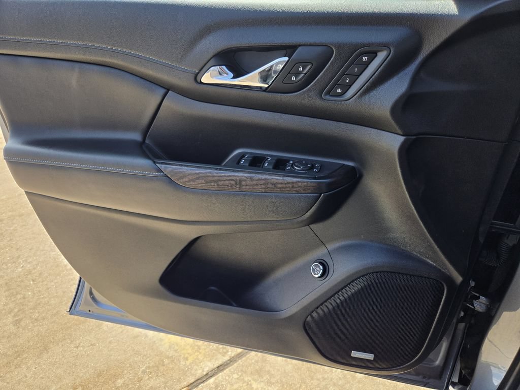 Used 2021 GMC Acadia Denali FWD image 25