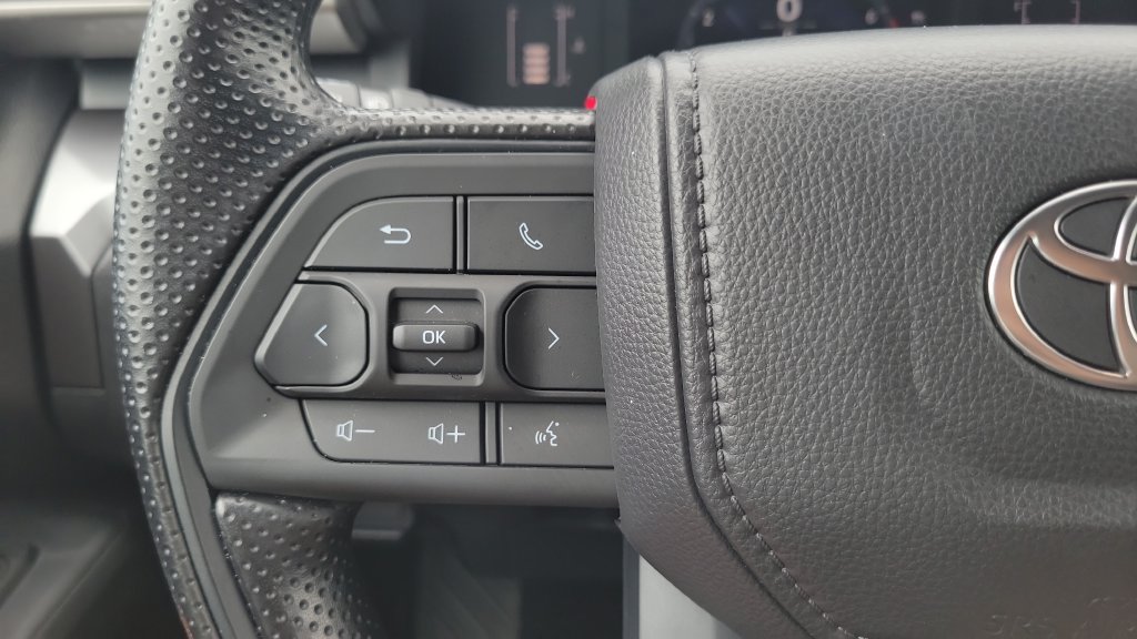 Used 2026 Toyota Tacoma SR5 RWD image 22