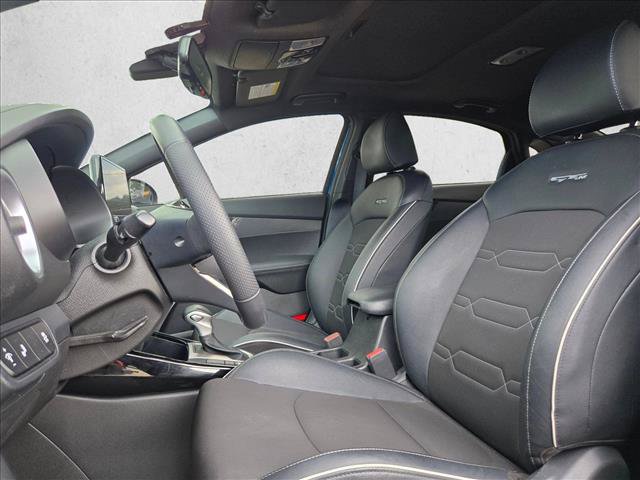 Used 2023 Kia Forte GT-Line w/ GT-Line Premium Package FWD image 11